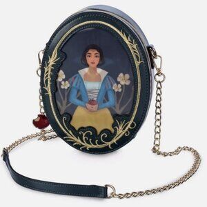 Disney Snow White and The Evil Queen Lenticular Crossbody Bag